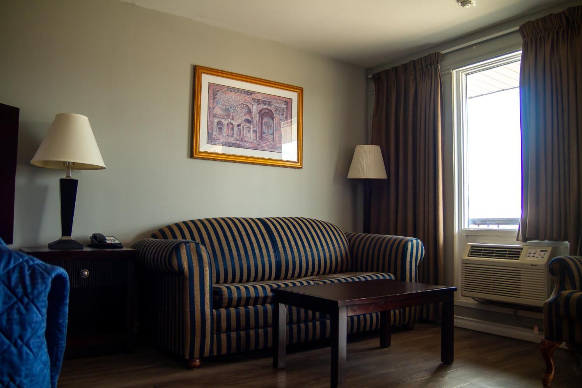 Saxony Motel Chatham-Kent Екстер'єр фото